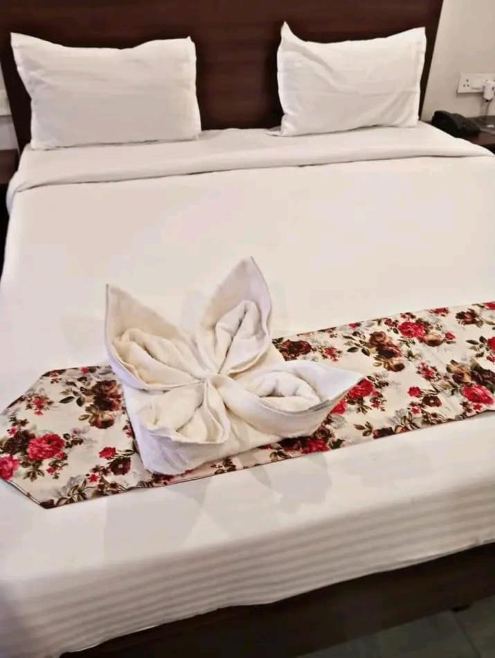 Hotel East International Tinsukia المظهر الخارجي الصورة